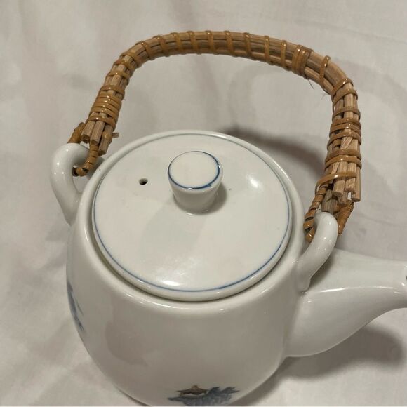 Vintage Japanese Porcelain 4.5" Teapot with Rattan Handle - Picture 7 of 15